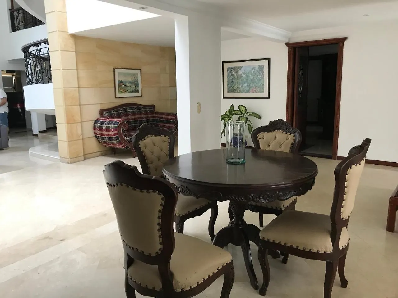 Casa Rosario Ciudad Jardin Cali Villa Feriehus